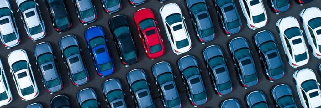 Birds eye view of a new car lot | CNA Insurance